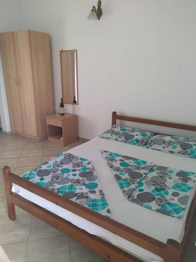 Vito Apartments Сутоморе Экстерьер фото