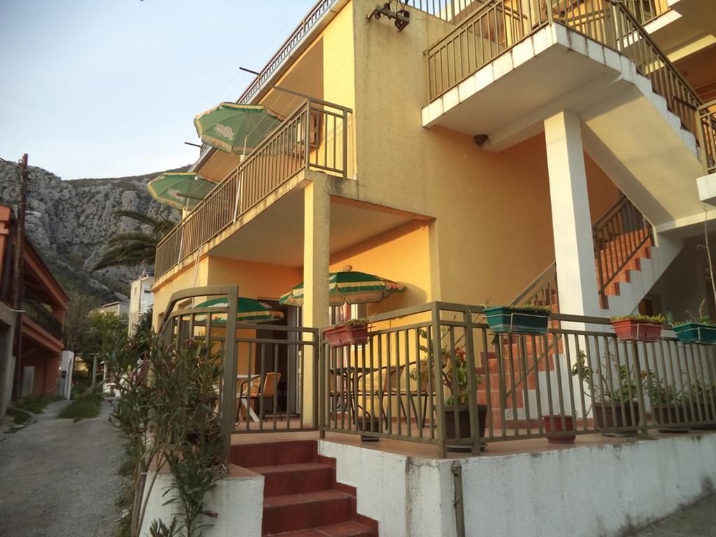 Vito Apartments Сутоморе Экстерьер фото
