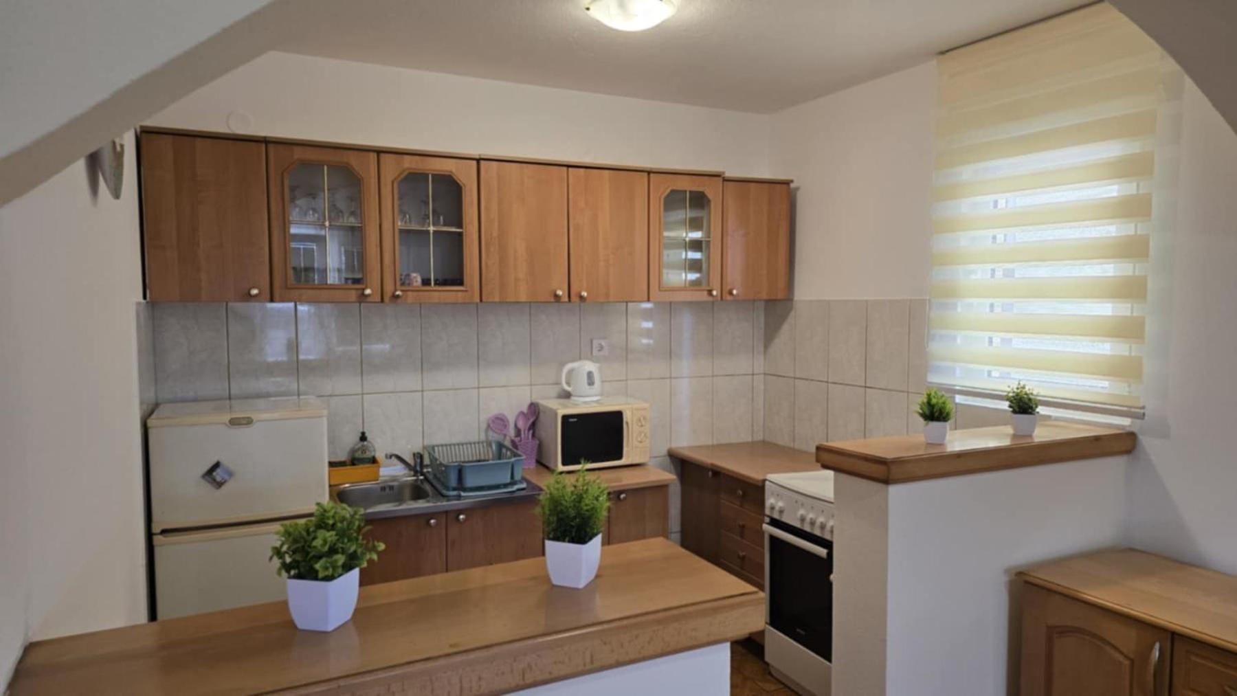 Vito Apartments Сутоморе Экстерьер фото